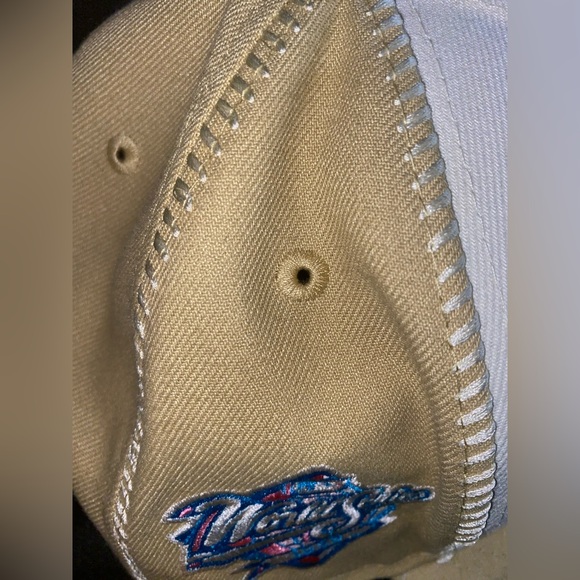 ✨NEW ERA - N.Y YANKEES “Stitch Seam Edition” World 
Series ‘99 - Fitted Hat✨NWT - Picture 11 of 17